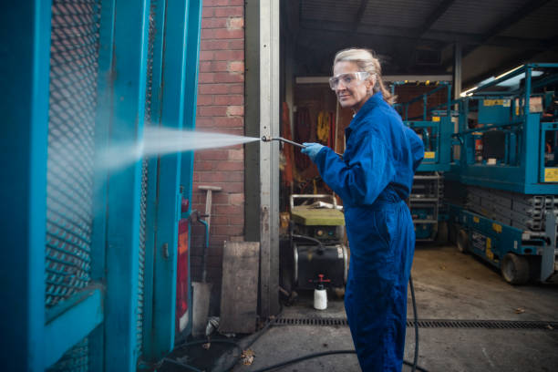 Best Window and Screen Pressure Cleaning in Burnsville, MN